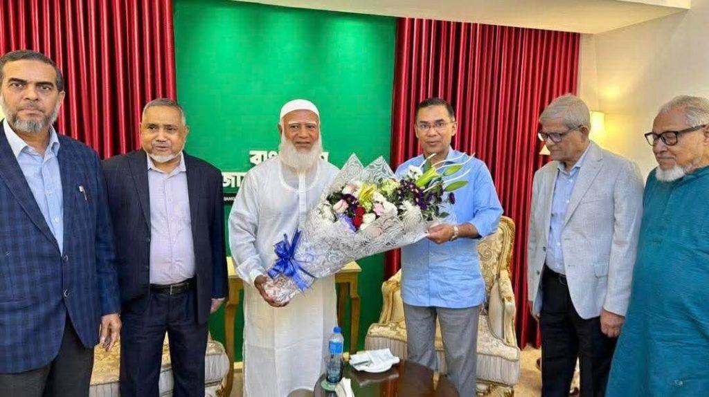ডঃ খন্দকার মারুফ হোসেন বাংলাদেশের রাজনীতিতে ইতিবাচক বার্তা দিলেন তারেক রহমান। তিনি বাংলাদেশ জামায়াতে ইসলামী-এর আমিরের সঙ্গে সৌজন্য সাক্ষাৎ করেছেন।
