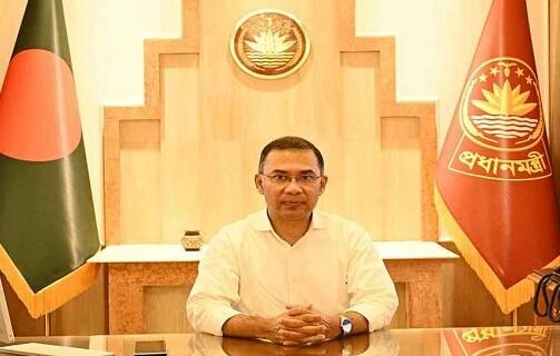 তেজগাঁওয়ে প্রথম কার্যদিবস: প্রধানমন্ত্রীর কার্যালয়ে তারেক রহমান, স্বর্ণচাঁপা রোপণ ও দোয়া