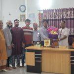 ৩নং বারপাড়া ইউনিয়ন এর প্রশাসক হিসেবে দীর্ঘ দিন দায়িত্বে থাকা দাউদকান্দি উপজেলার কর্মকর্তা, টিপু সুলতান কে বিদায় সংবর্ধনা জানান, চেয়ারম্যান মাজহারুল ইসলাম