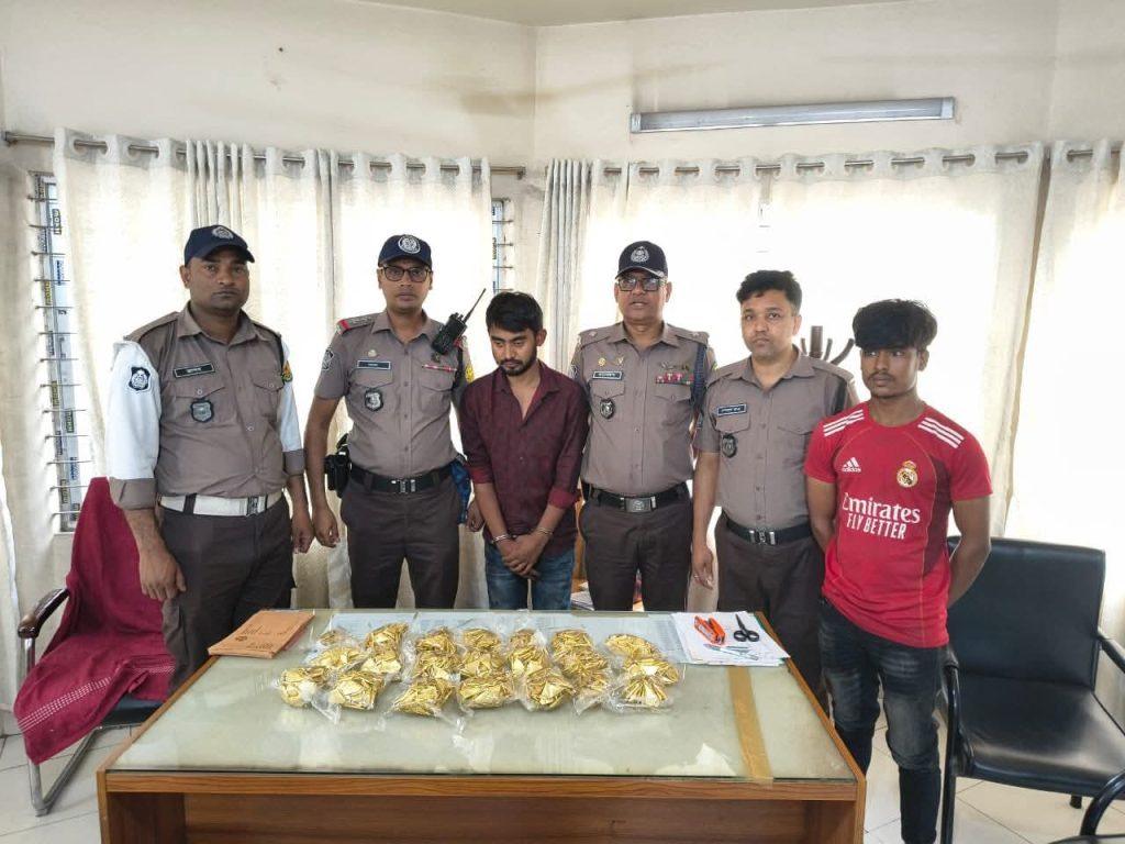 রামপুরা ট্রাফিক জোন মটরসাইকেল তল্লাশি করে ১০২৯ পুরিয়া হিরোইন সহ, মটরসাইকেল আরোহী একজন মাদক কারবারি কে গ্রেফতার