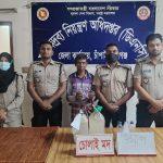 গোমস্তাপুরে ডিএনসি’র অভিযানে ১০০ লিটার ওয়াশ ও চোলাইমদ সহ মাদক ব্যবসায়ী একজন  গ্রেফতার