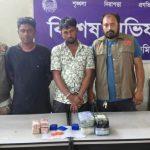 কুমিল্লায় বাসে ৫০ হাজার ইয়াবা, চালক-সহকারী গ্রেপ্তার কুমিল্লা প্রতিনিধি